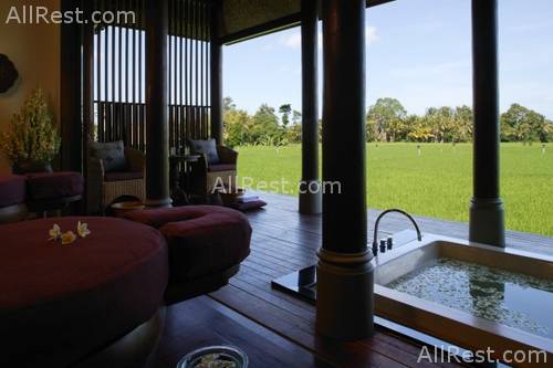 The Chedi Club boutique 20